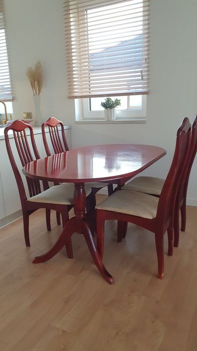 Stół drewniany rozkładany90x150/195 i 6 krzeseł