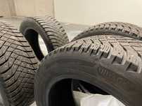 Opony zimowe z kolcami GoodYear UltraGrip Arctic 2 215/55 R17 (98T)