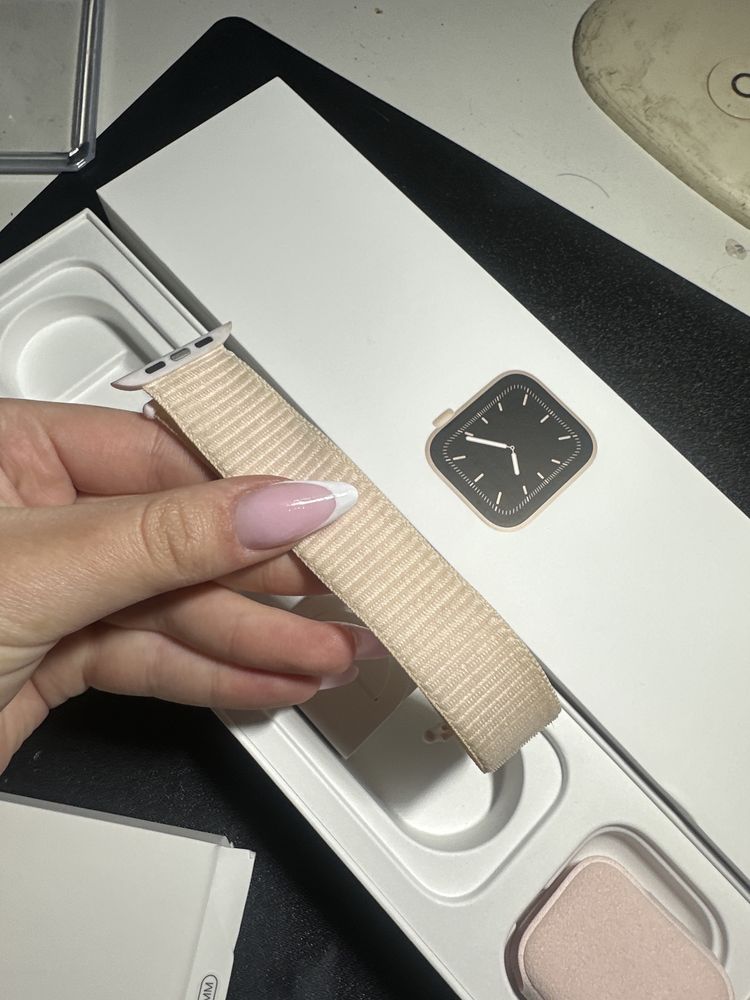 Apple Watch series 5 44mm