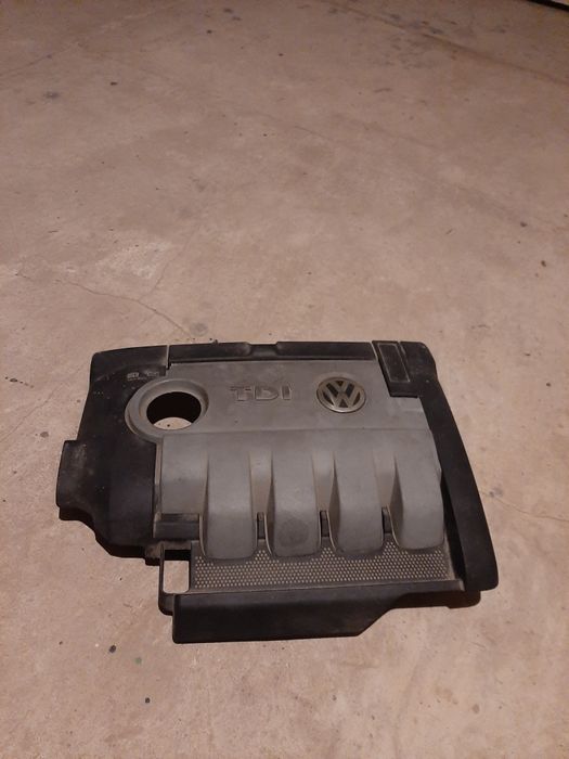 Pokrywa silnika VW passat B6 2.0 TDI