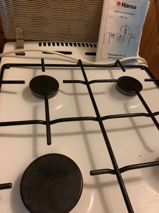 Продається газова плита Hansa у робочому стані