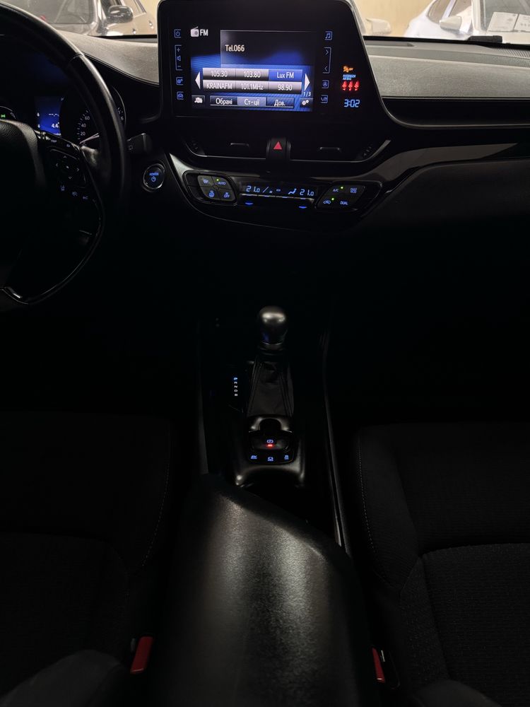 Toyota C-HR Hybrid 1.8і 16V АКПП 2017 р.в. (122 к.с.)