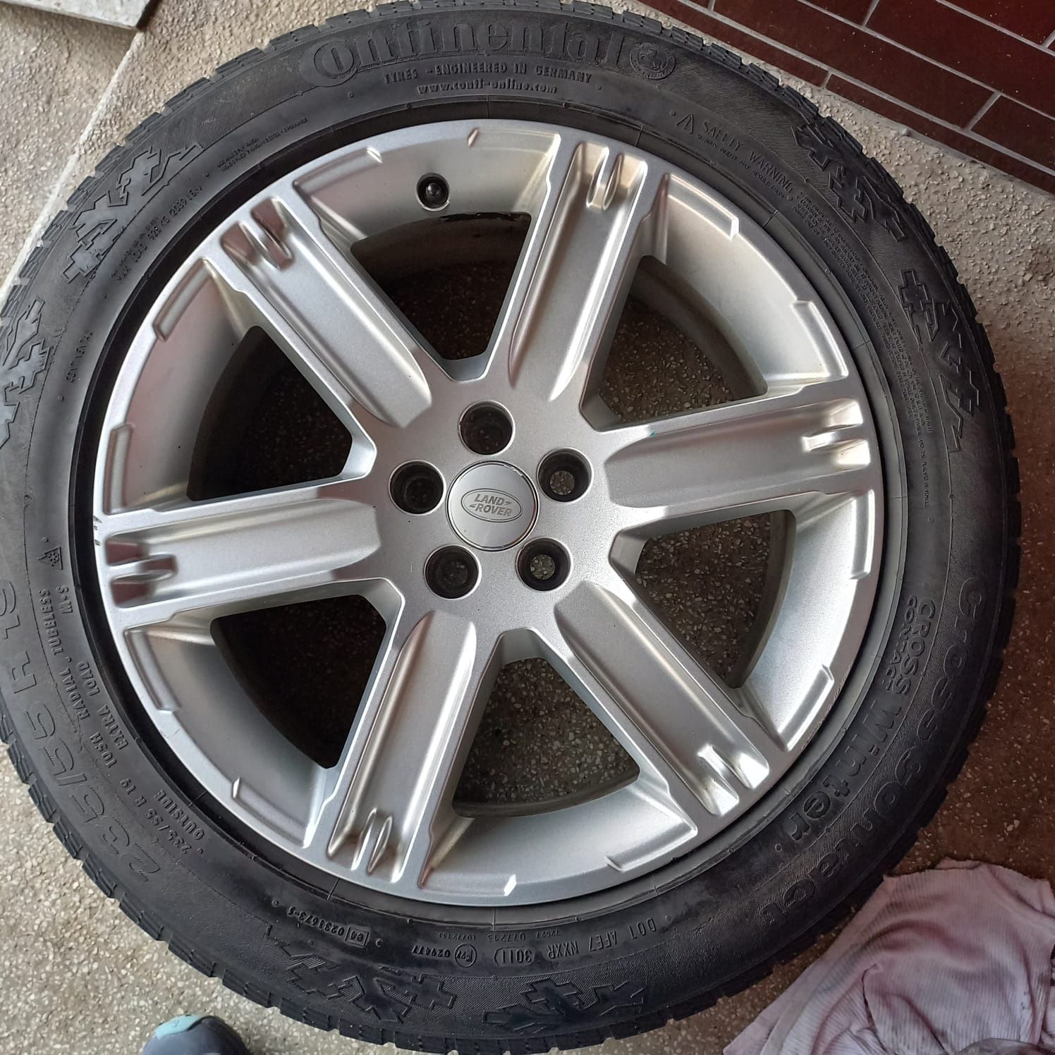 Sprzedam felgi Range rover Evogue 5x108 19 8J ET 45