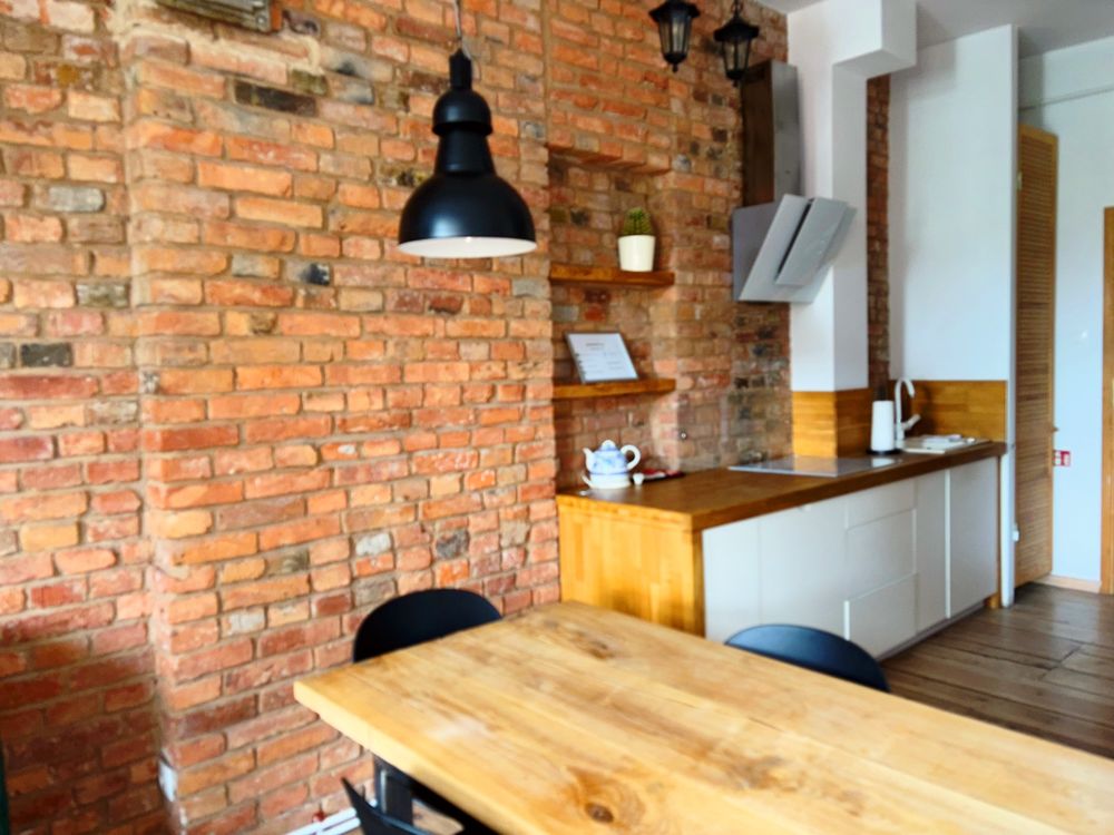 Komfortowe Noclegi Pracownicze w Toruniu - Balkon/Parking/Bilard/2-8os