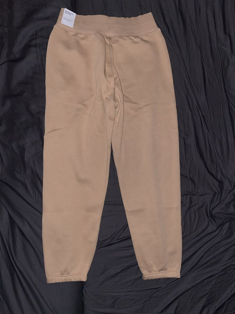 Dresy nike o kroju oversize