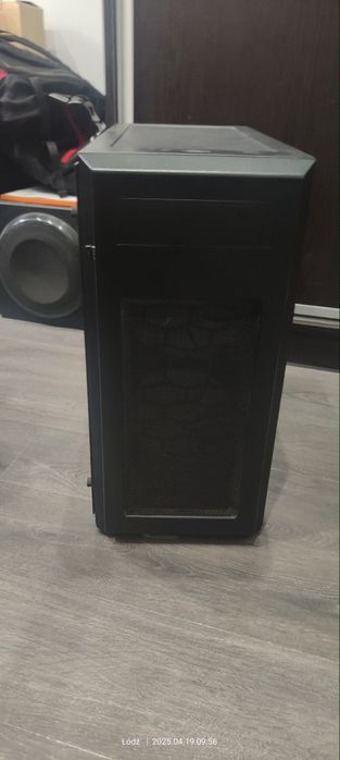 Komputer i7-9700k gskill 32gb  ek corsair magicool rtx 3060ti
