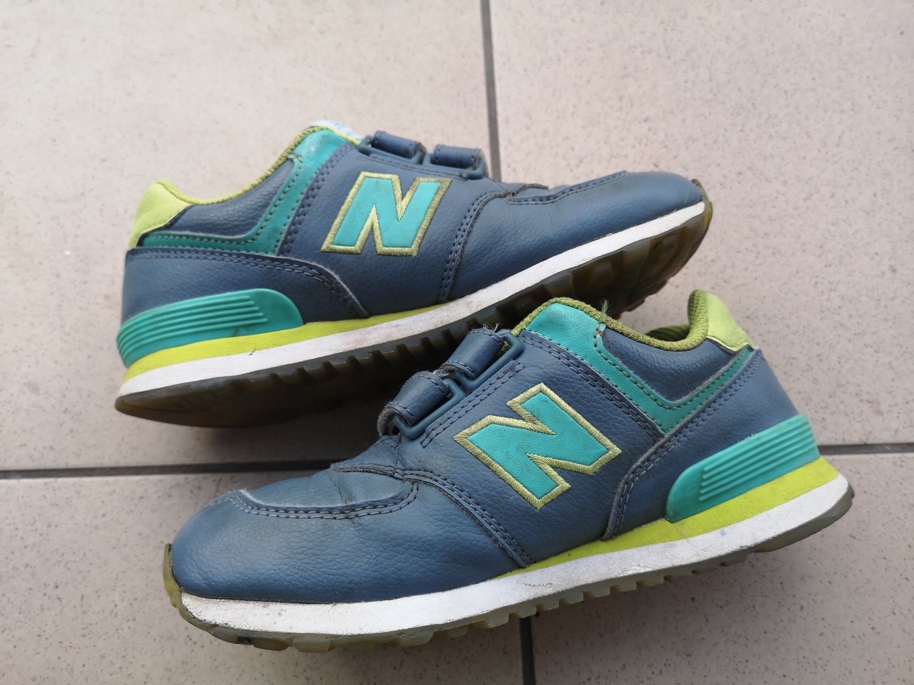 New Balance roz. 32, 5