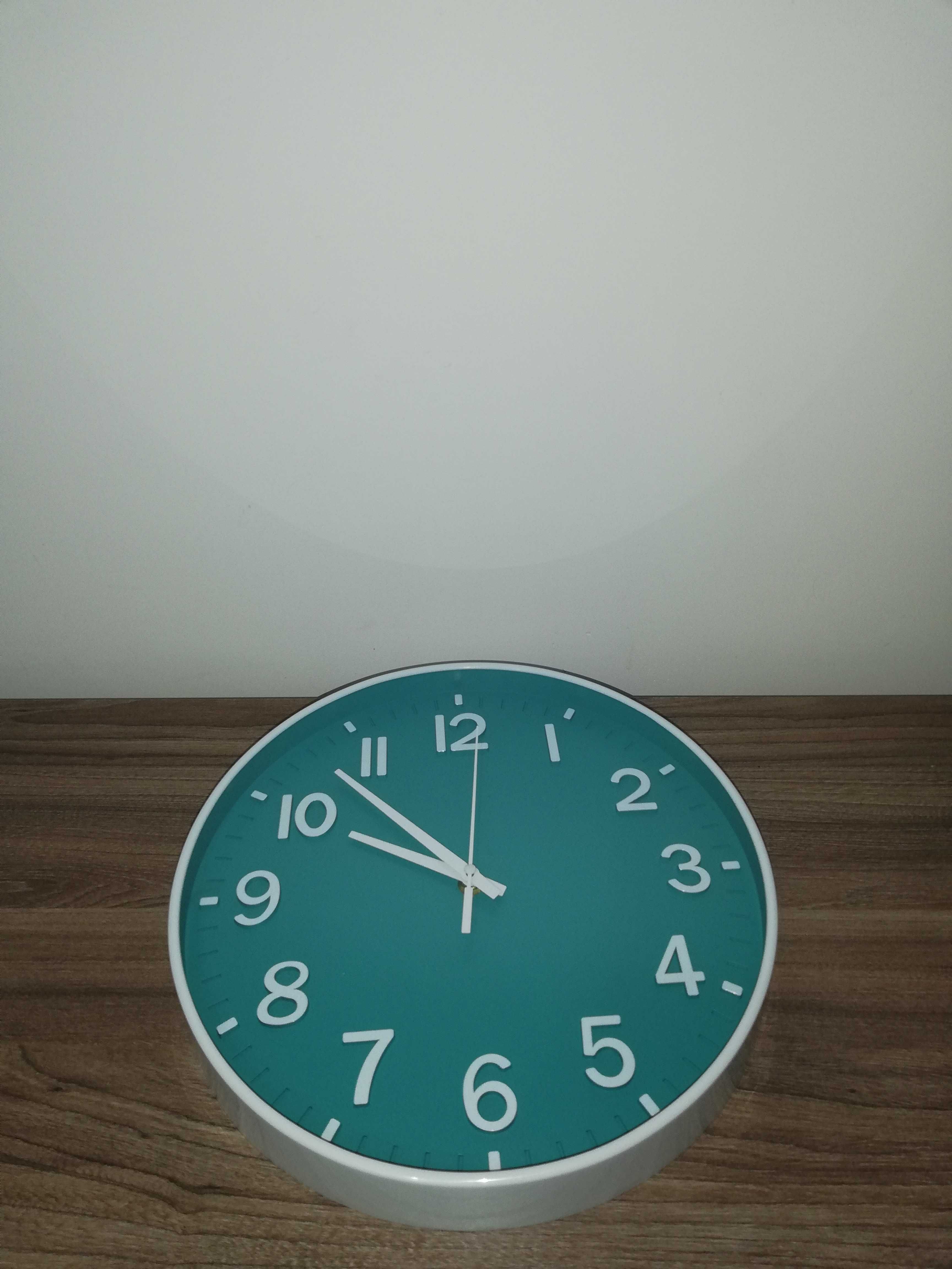 Zegar ścienny HZDHCLH 30 cm cichy.