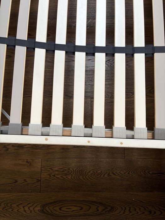 Łóżko Hemnes IKEA 140x200 + dno materaca Lonset