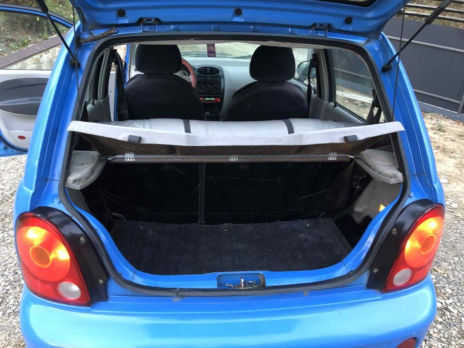 Машина в доброму стані.