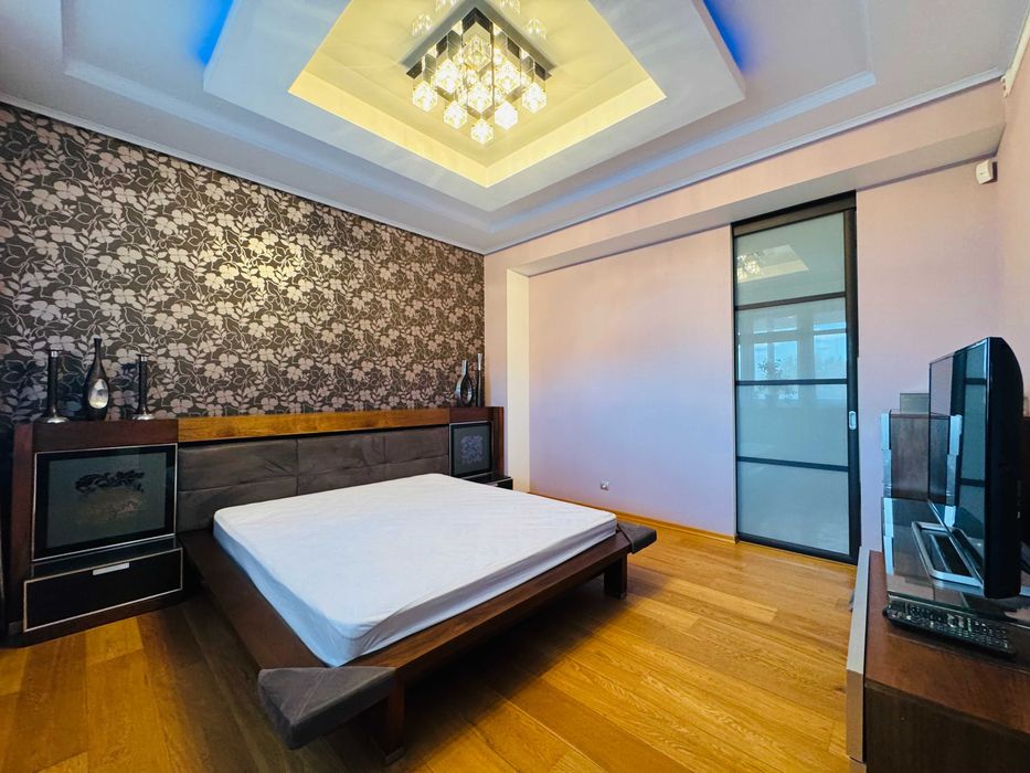 БЕЗ %!Сучасний ремонт, 5-к квартира з ТЕРАСОЮ, Оболонська Набережна 7