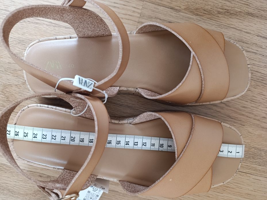 Босоніжки шкіряні ,жіноча обув