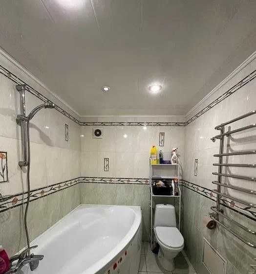 Продам 3-к квартиру с современным ремонтом, Южный мкрн