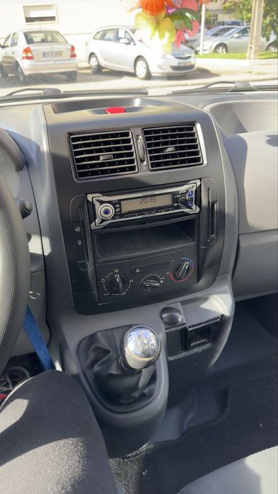 Peugeot expert 2009, 298.000km, peneus 90%, revisão feita