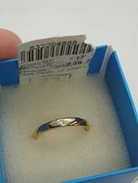 Золотое кольцо с бриллиантом 2.39 грамма 17 размер