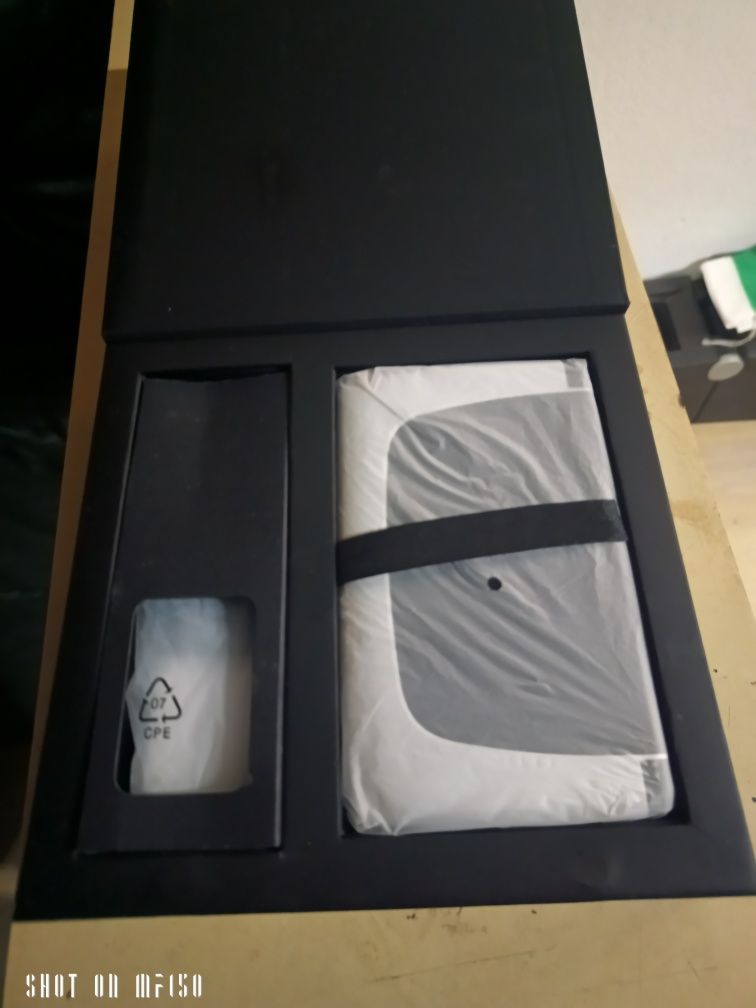 GPD Win2 PEÇAS funciona mas tem  (Fita  Do LCD CORTADO)