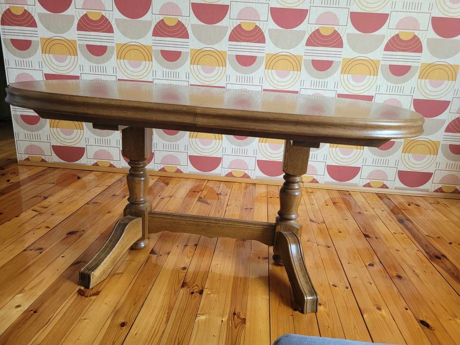 Stół dębowy duży