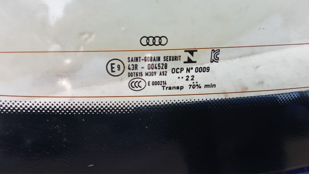 Audi Q5 q5 80A кришка багажника ляда дверь задня в наявності