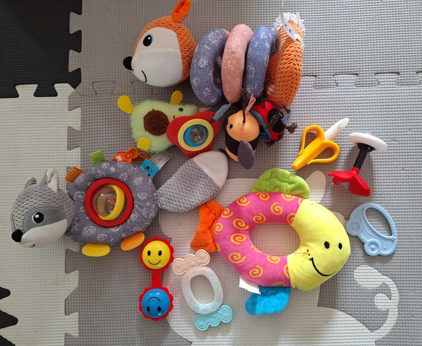 Zabawki niemowlęce sensoryczne