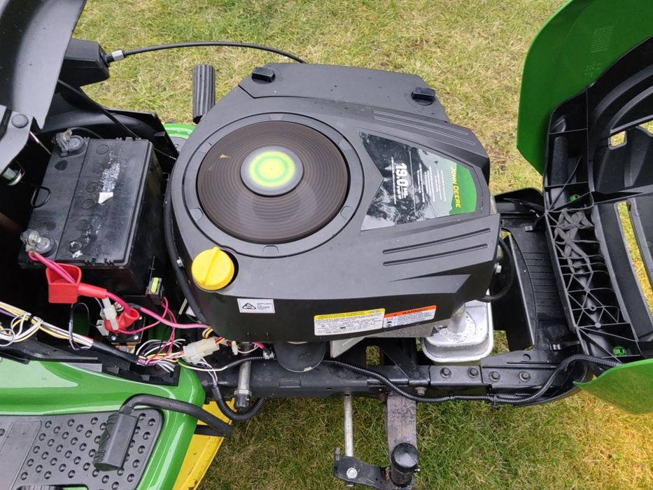 Kosiarka traktorek John Deere D 105