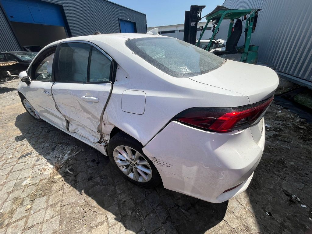 Toyota Corolla 1.8 Hybrid Confort