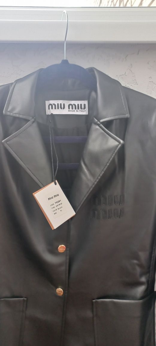 Піджак miu miu  L