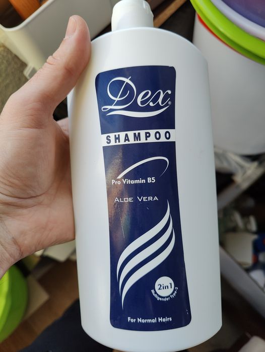 Меняю  Макароны пена для бритья,станки,зубная паста, и другое(на фото)