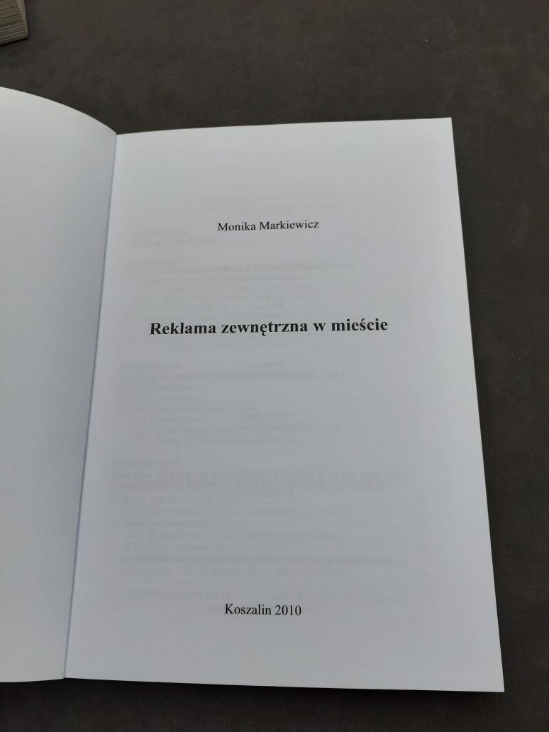 Reklama zewnętrzna w mieście, Monika Markiewicz