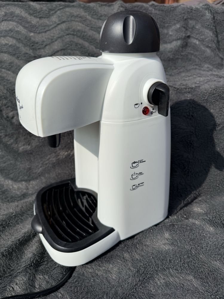 Ekspres kolbowy Amica CD1011, moc 800W