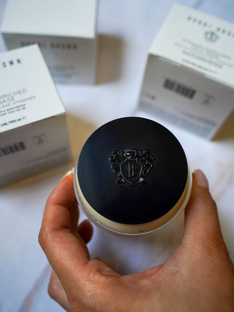 База під макіяж bobbi brown vitamin enriched face base