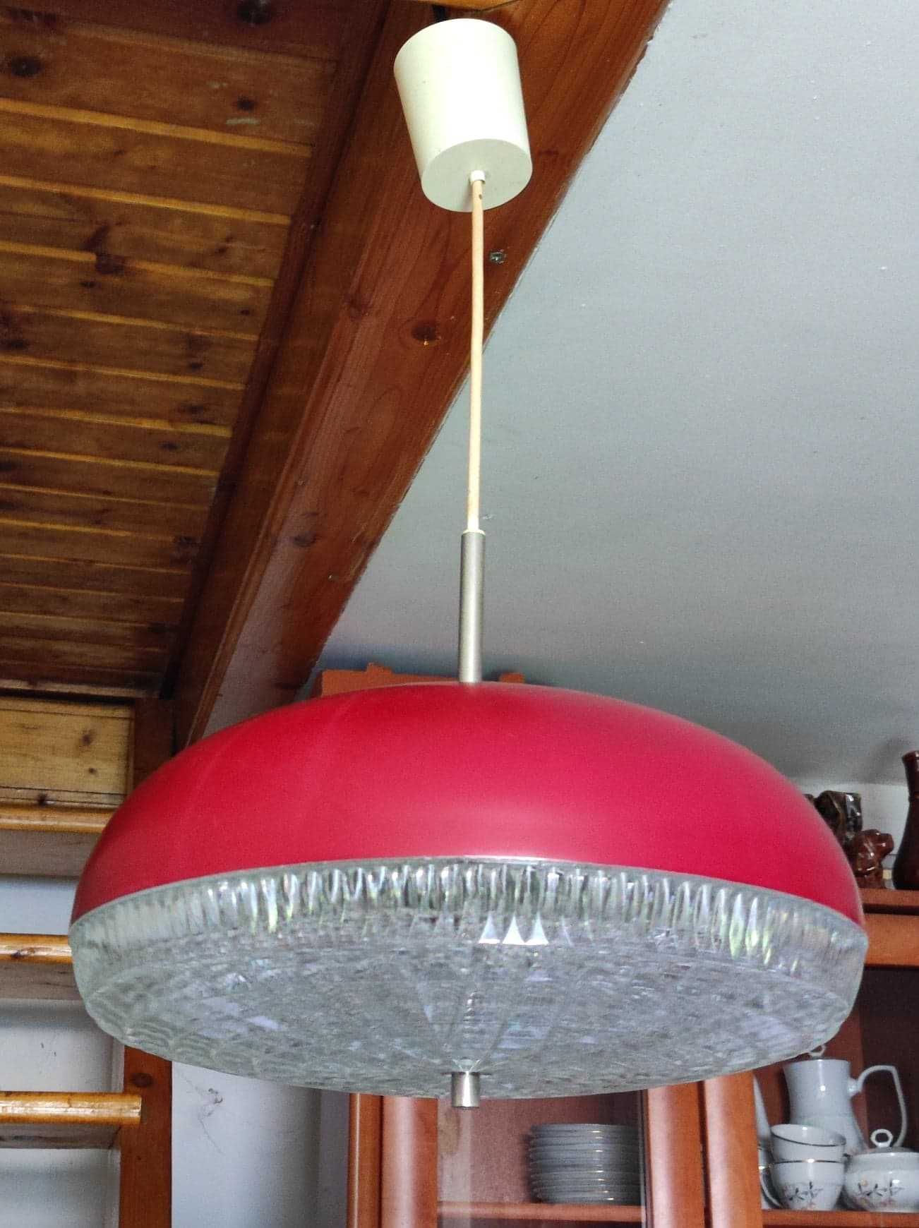 Stara lampa szklany klosz optyczny, PRL styl Space Age Design