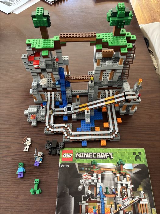 Lego Minecraft (21118)