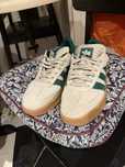 Tenis Adidas 42 quase novos