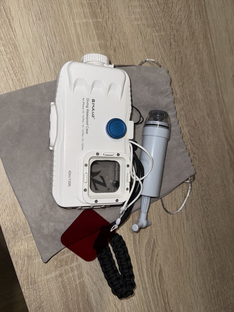 Capa à prova de água e mergulho ate 45m - iphone 12-14pro
