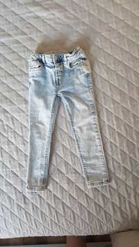 Spodnie jeansowe dla dziewczynki z cekinami 110 elastyczne