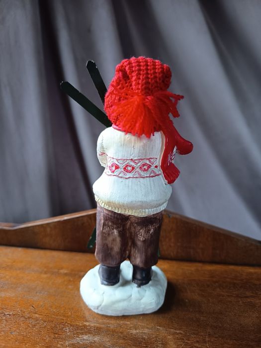 Figurka świąteczna chłopiec