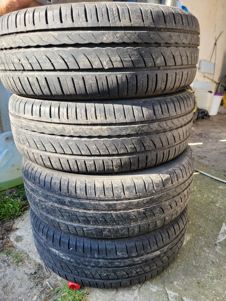 Pirelli Cinturato 195/55/16  P1 DOT 2777