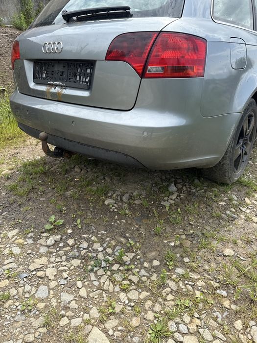 Zderzak tyl avant kombi audi a4 b7 ly7g pdc