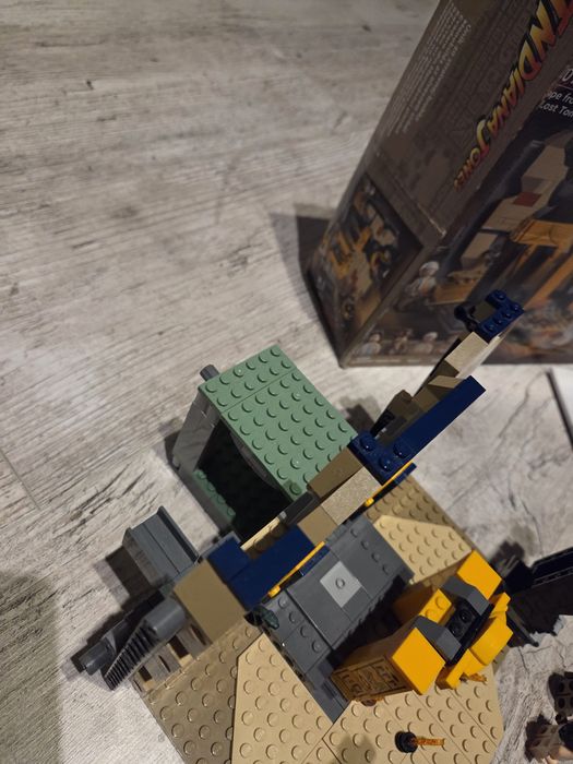 Klocki LEGO Indiana Jones 77013