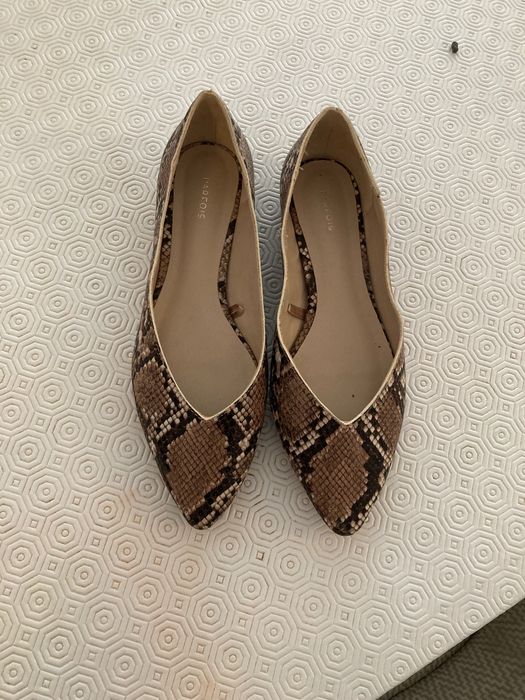 Sapatos 10€ PELOS TRÊS PARES  parfois 24h zilian