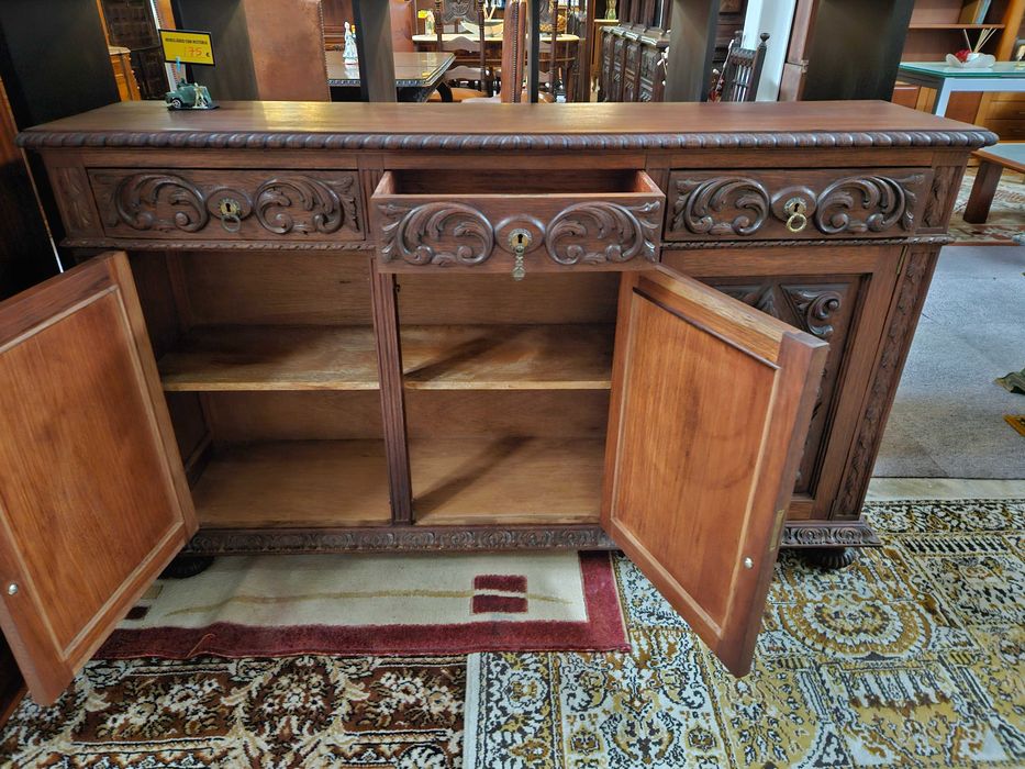 Móvel antigo em madeira - Óptimo estado geral