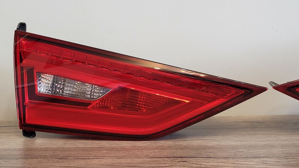 LAMPY LED Tylne Lewy Prawy Tył w Klapę Audi A3 S3 8V Sedan 12-16 8V5