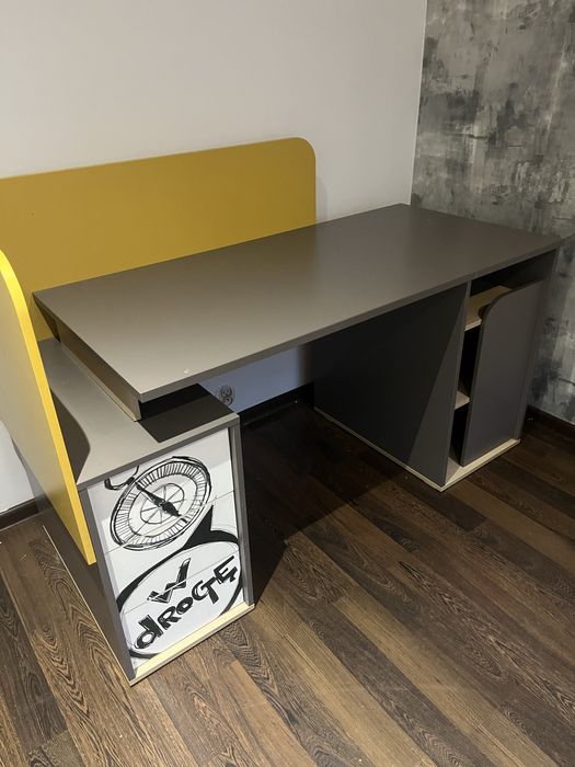 Sprzedam biurko dł 160 szer 65
