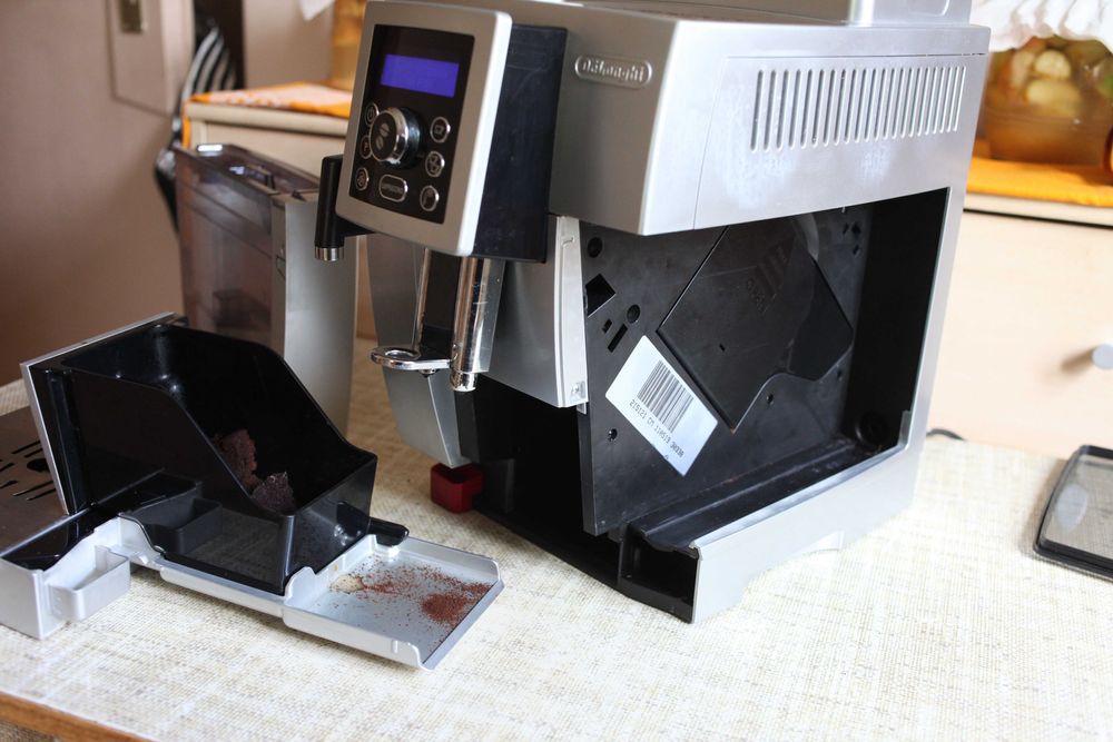Ekspres do kawy - DeLonghi
