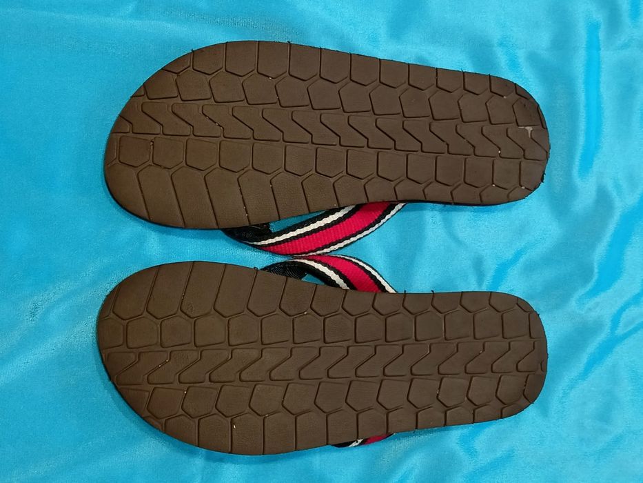 Klapki, japonki Gap, długość wkładki 24 cm, skóra.