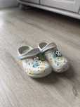 Buty dla dziecka dla basena