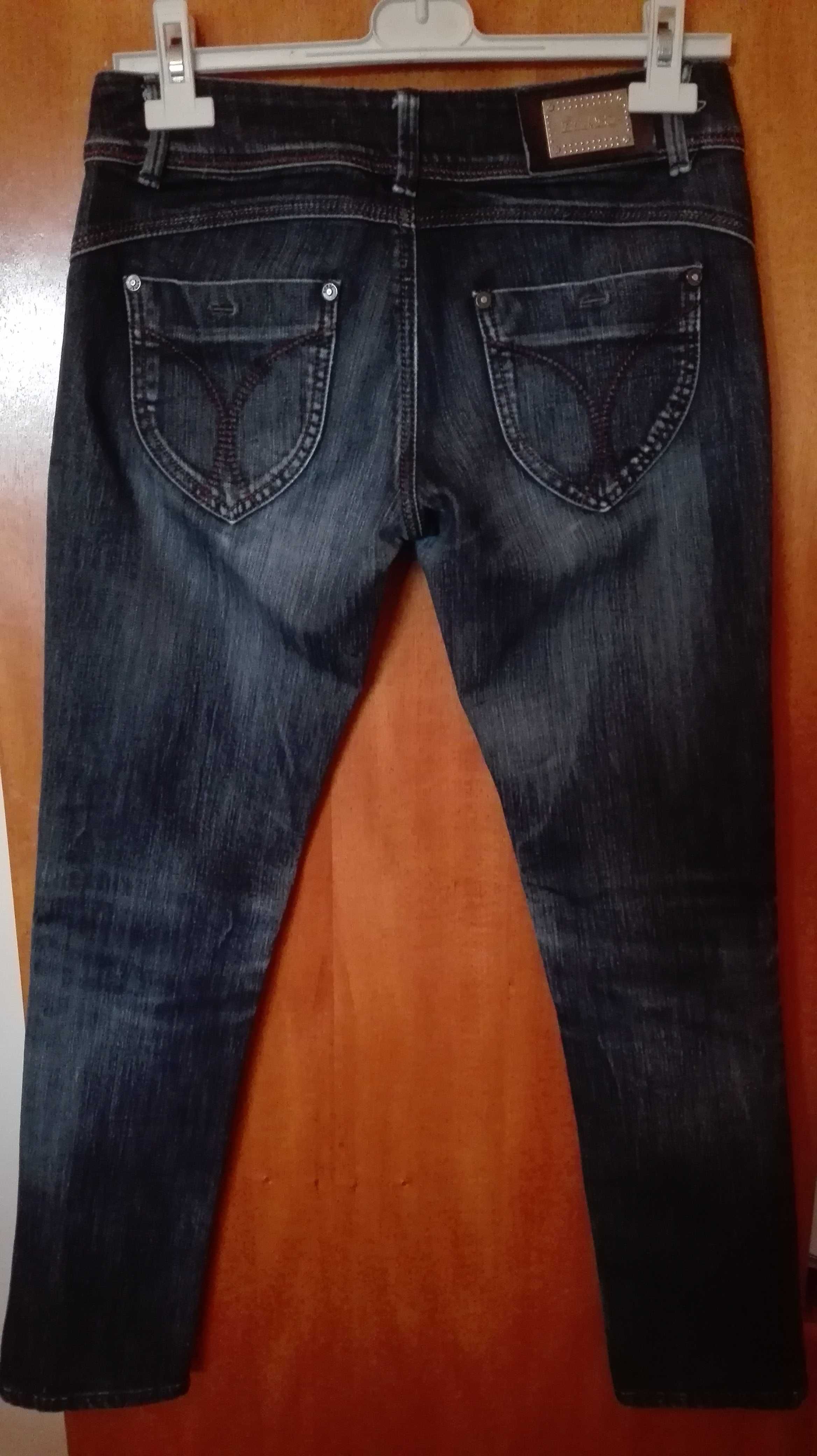 calças tamanho 40