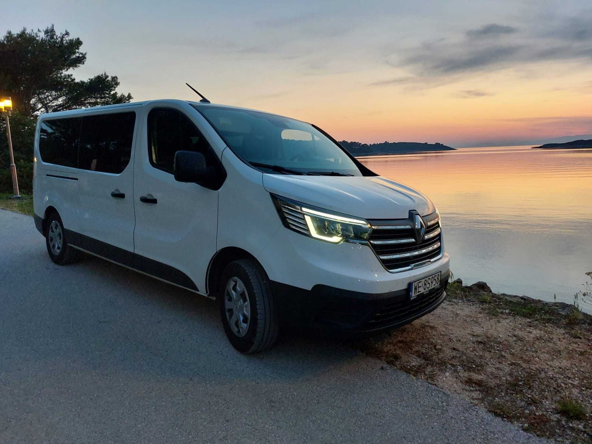 Wynajem Busów 9 Os. Renault TRAFIC Wolne Terminy