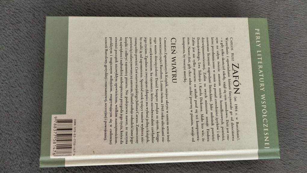 Carlos Ruiz Zafón Cień wiatru