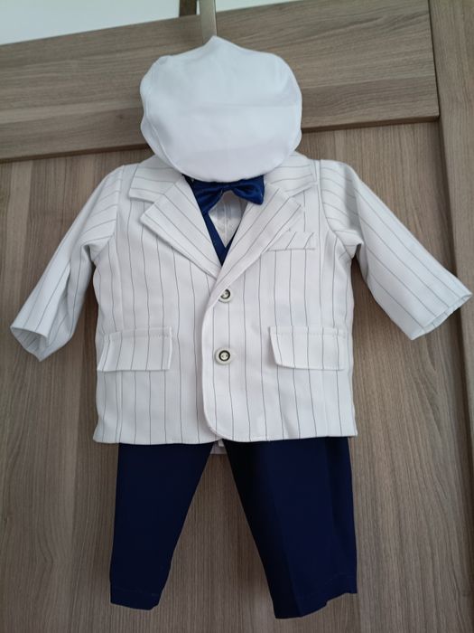 Ubranie na chrzest 62/68